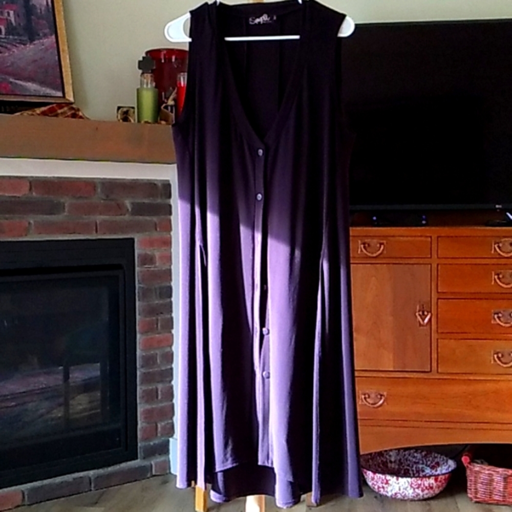 Sympli duster vest with princess seams and button front size 8
